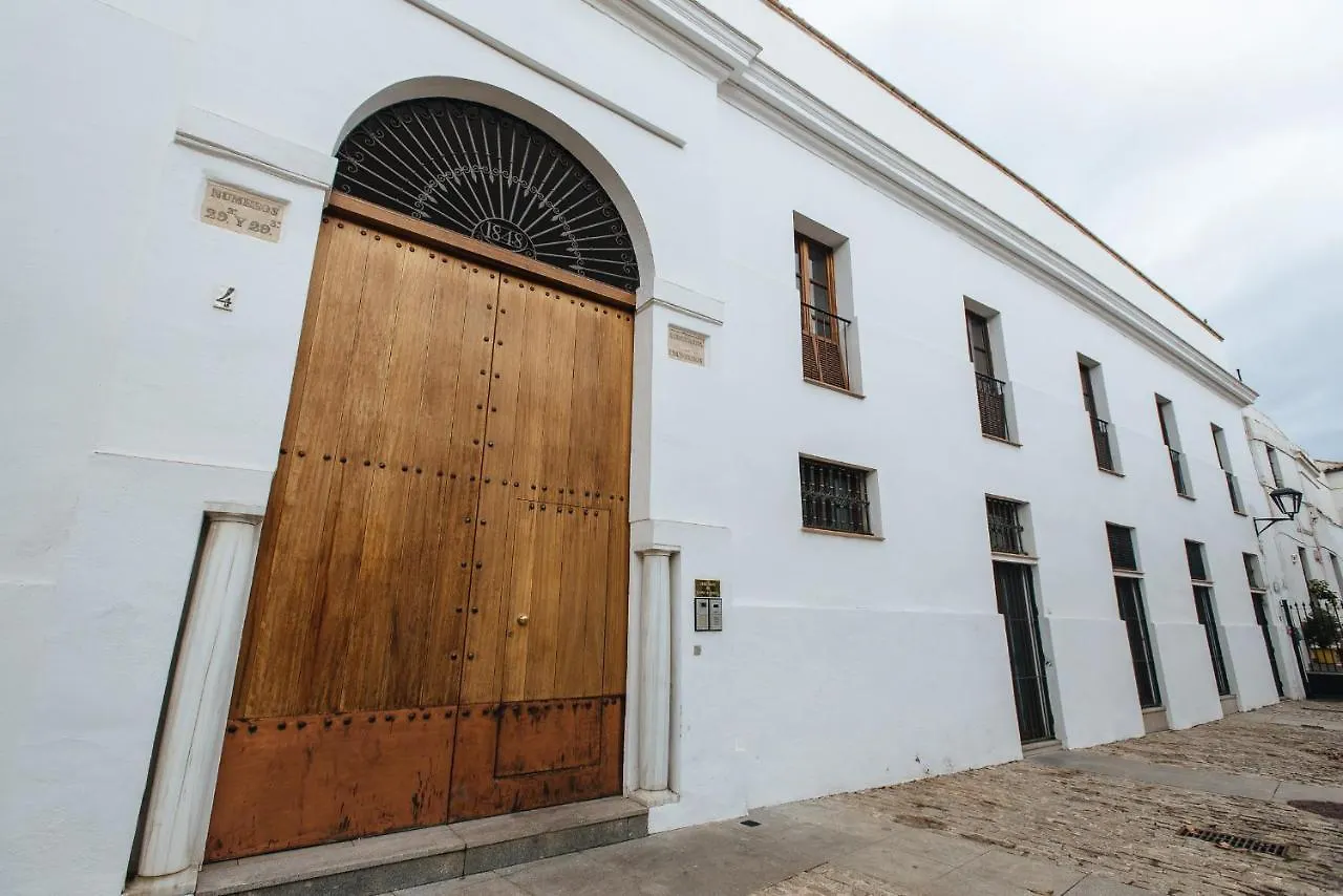 Apartment In Former Monastery With Patio In City Centre Free Parking Spain