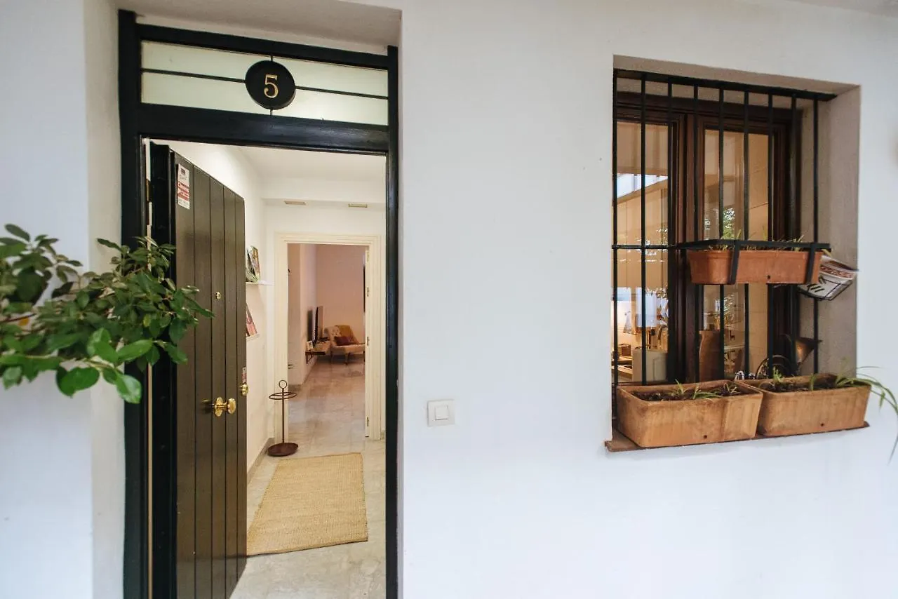 Apartment In Former Monastery With Patio In City Centre Free Parking Spain